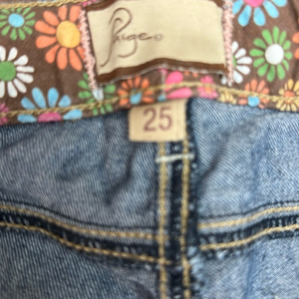 Paige Blue Women's Capri Jeans - Picture 5 of 8